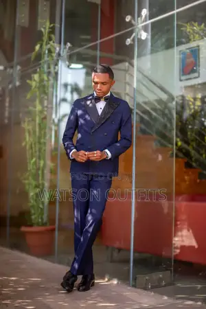 Suti Mpya Za Six Button Za Bluu