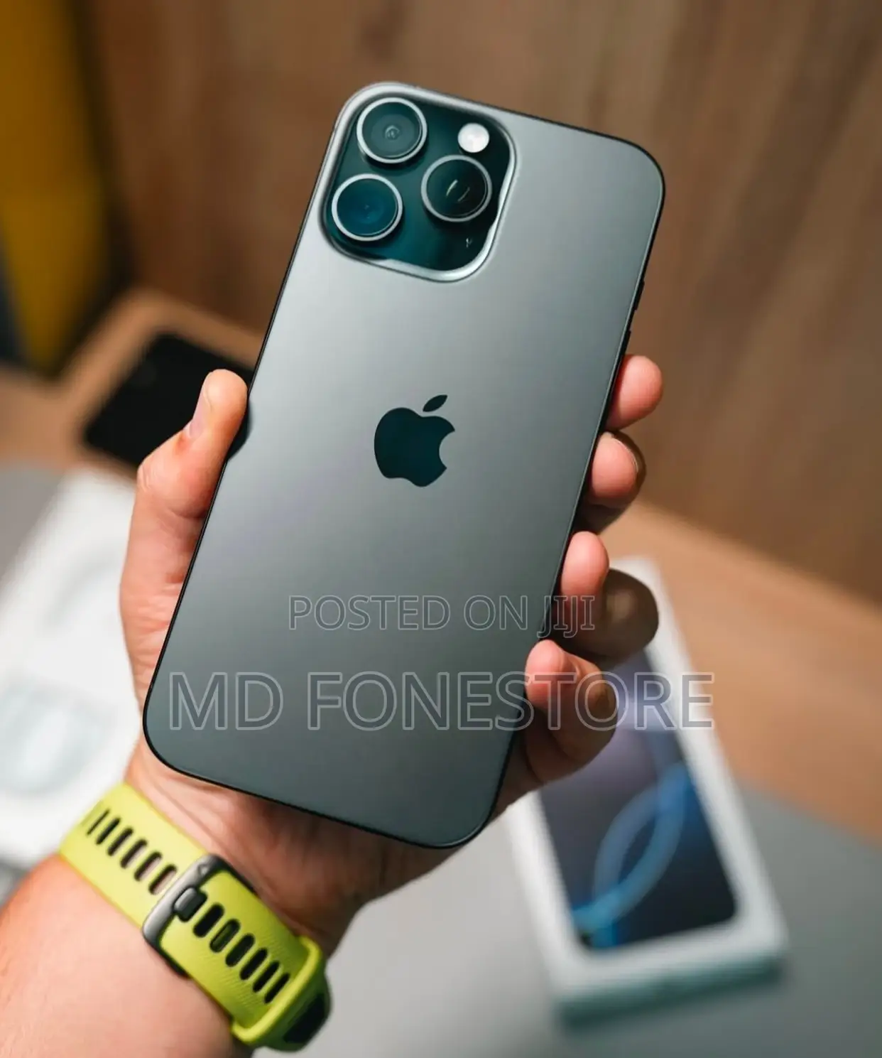 New Apple iPhone 16 Pro Max 256 GB Black