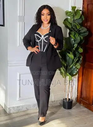 Ladies One Button Suit