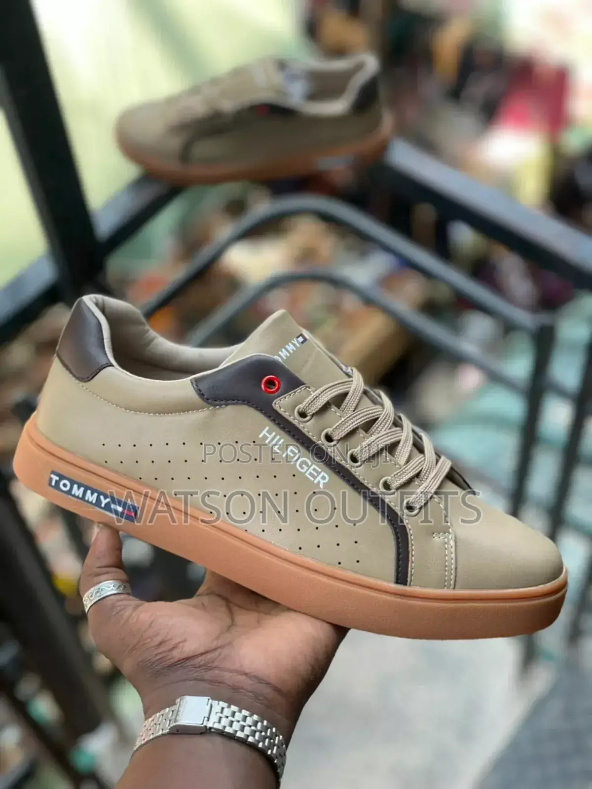 Raba Mpya Na Original Za Hilfiger