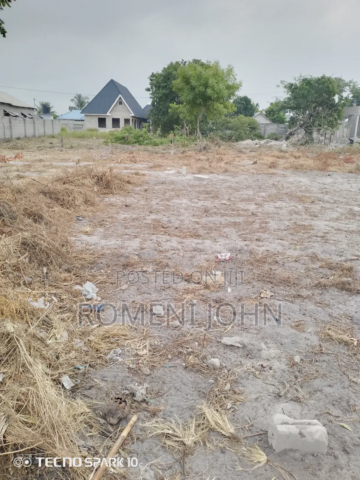 Kiwanja Sqmita 200 Kinauzwa Milioni 4.5 Bombambili Stendi.