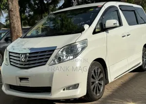 Photo - Toyota Alphard 2.4 Petrol FWD 2008 White