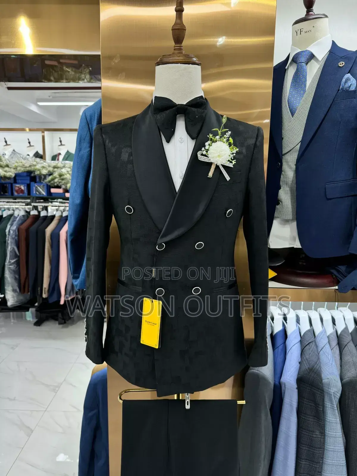 Suti Za Vifungo Sita Mpya Na Original/Six Buttons Men Suits