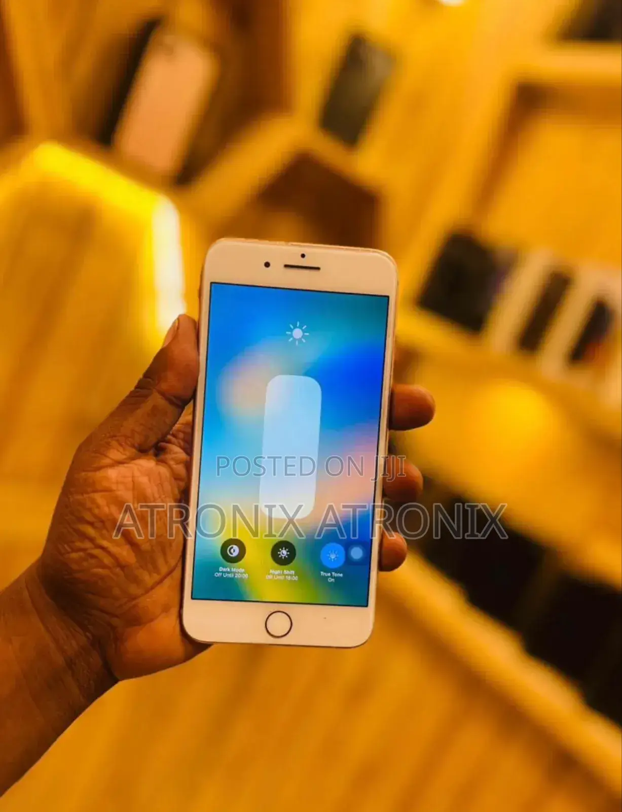 Apple iPhone 8 Plus 64 GB White