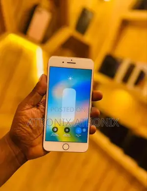 Apple iPhone 8 Plus 64 GB White