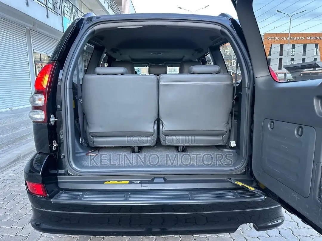 Toyota Land Cruiser Prado 2006 Black