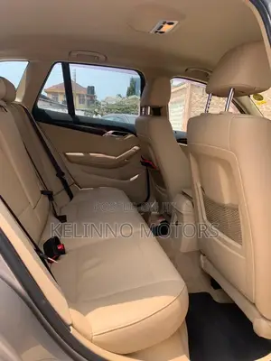 BMW X1 2011 Beige