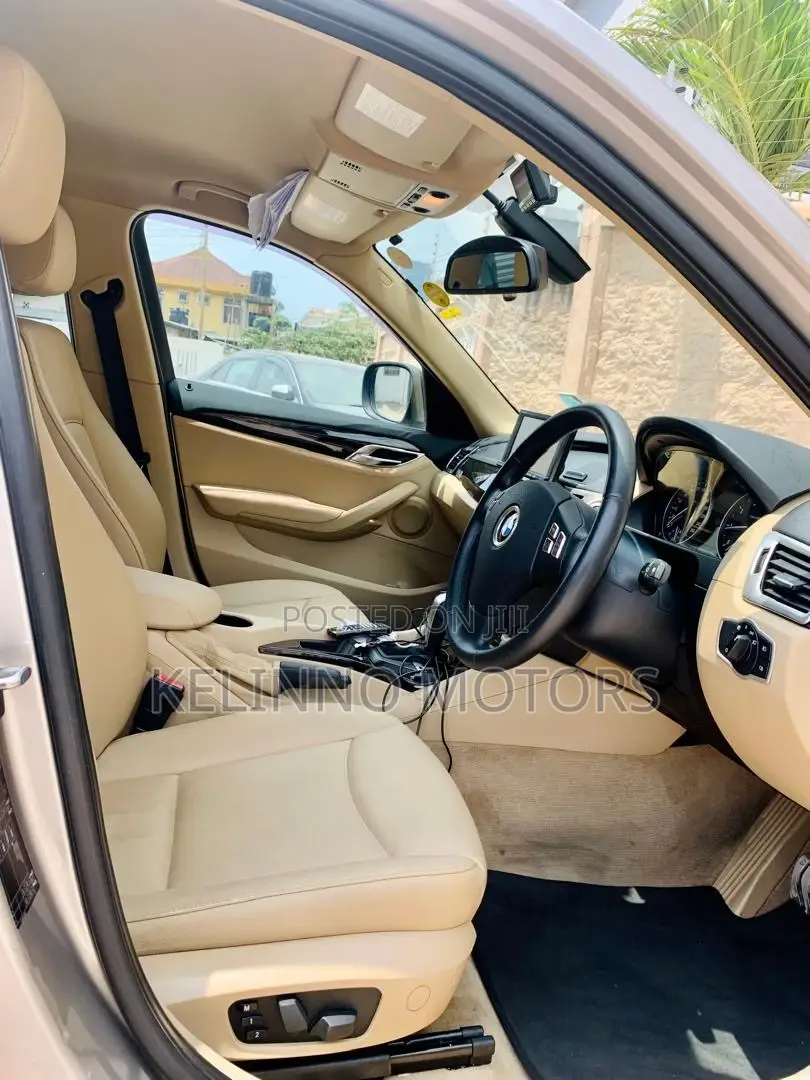 BMW X1 2011 Beige