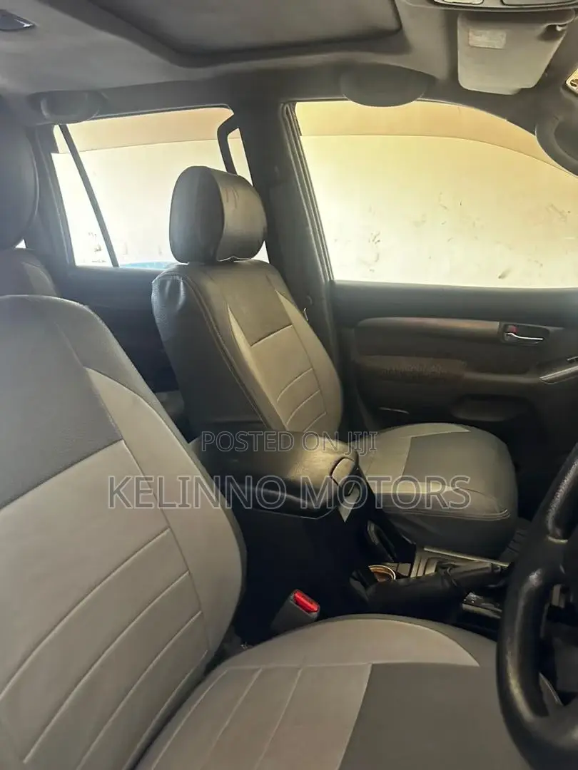 Toyota Land Cruiser Prado 2005 Gray