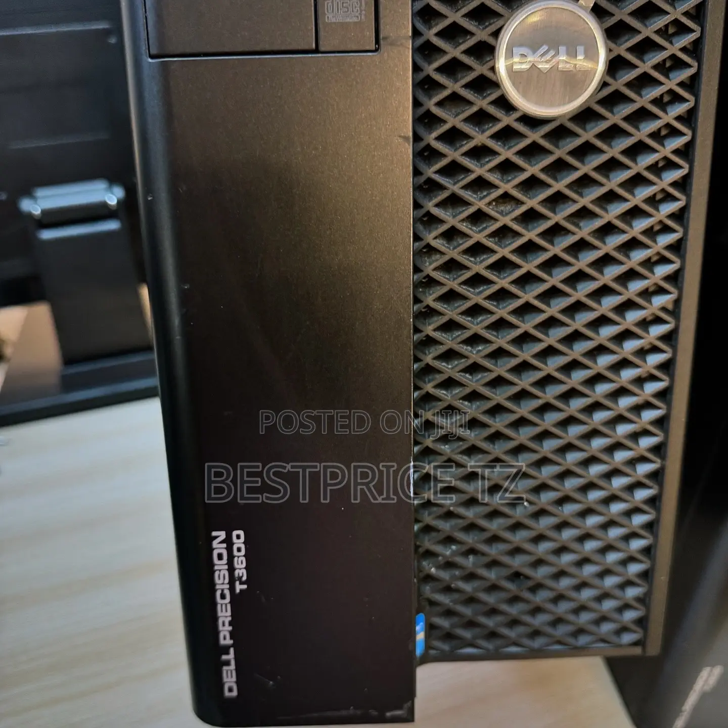 Desktop Computer Dell Precision 3000 8GB Intel Xeon HDD+SSD 1T
