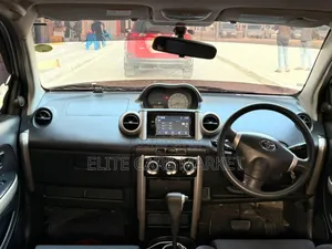 Toyota IST 2004 White