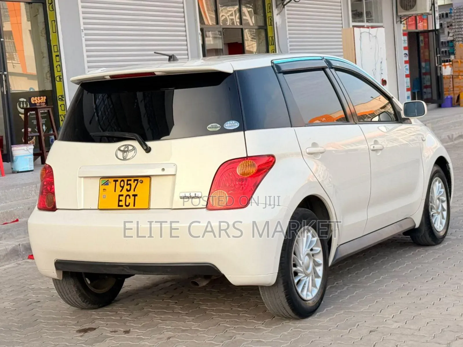 Toyota IST 2004 White