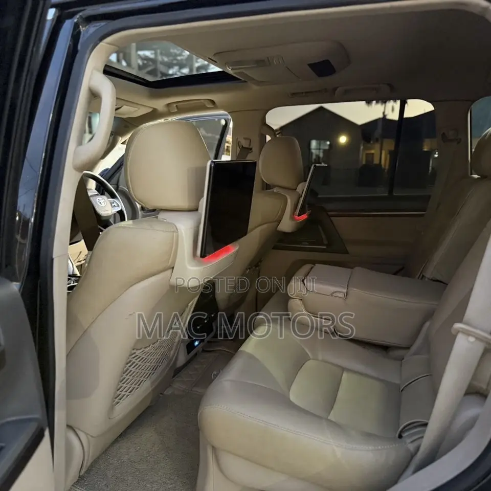Toyota Land Cruiser 2015 Black