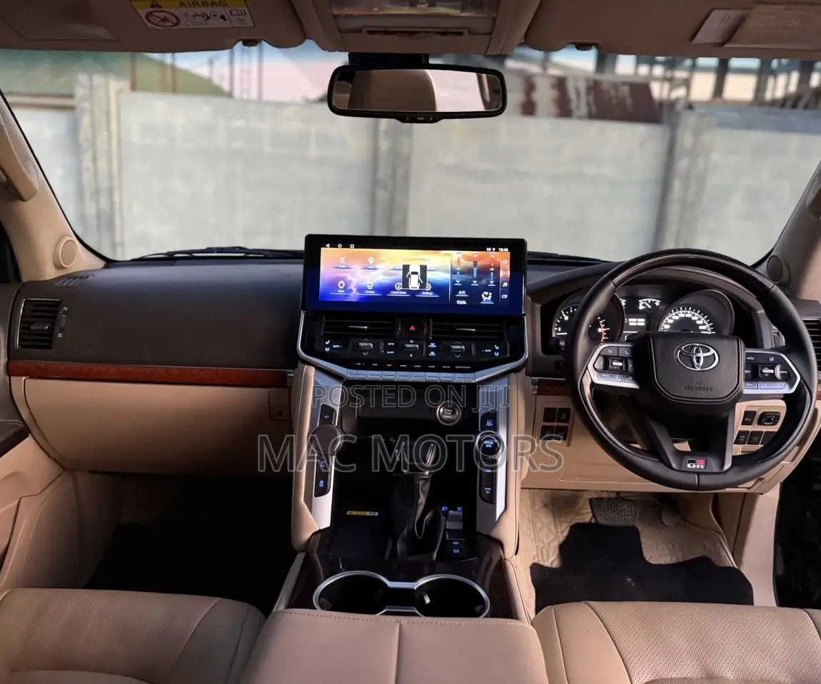 Toyota Land Cruiser 2015 Black