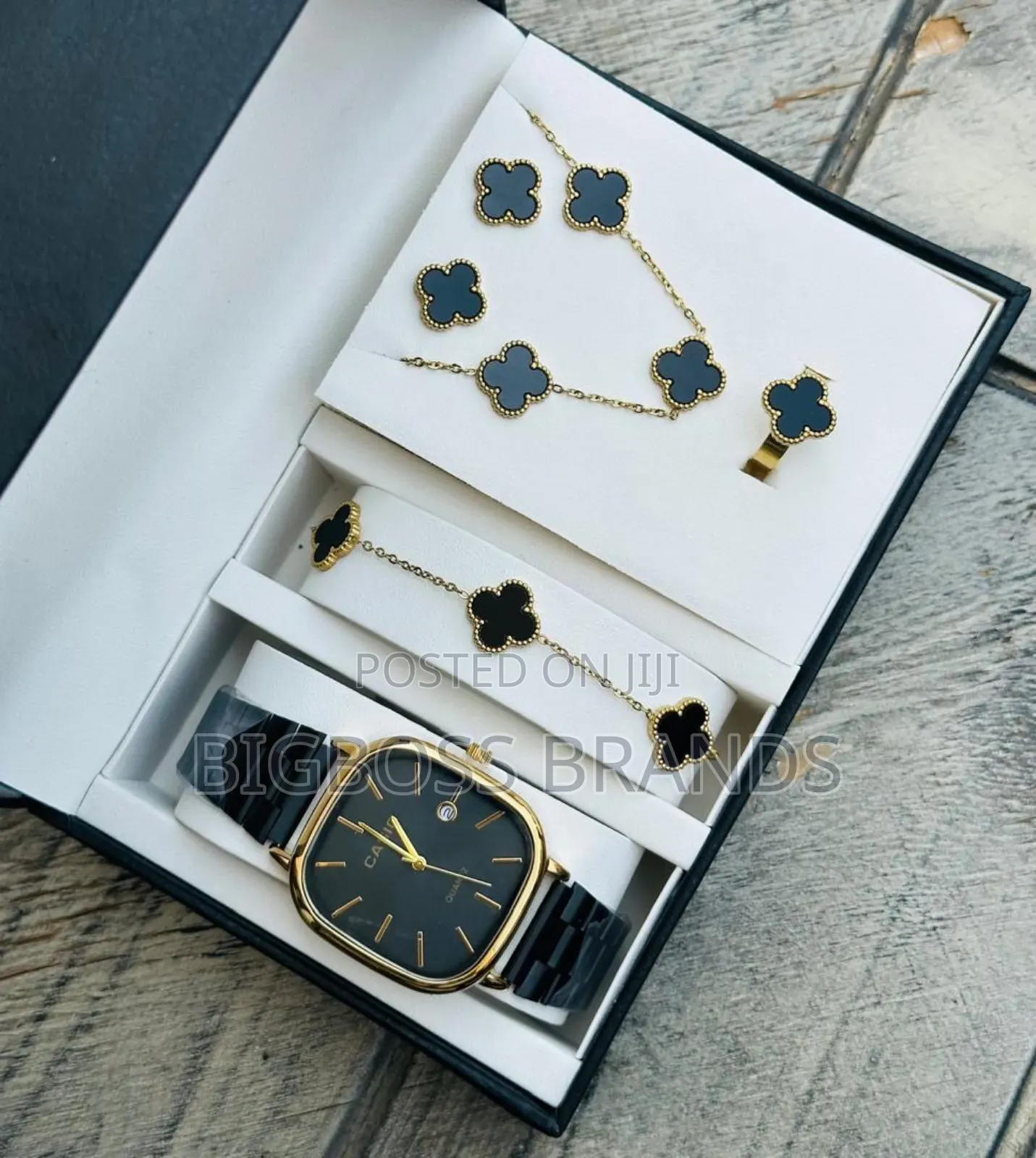 Casio Van Cleaf and Appeal Set