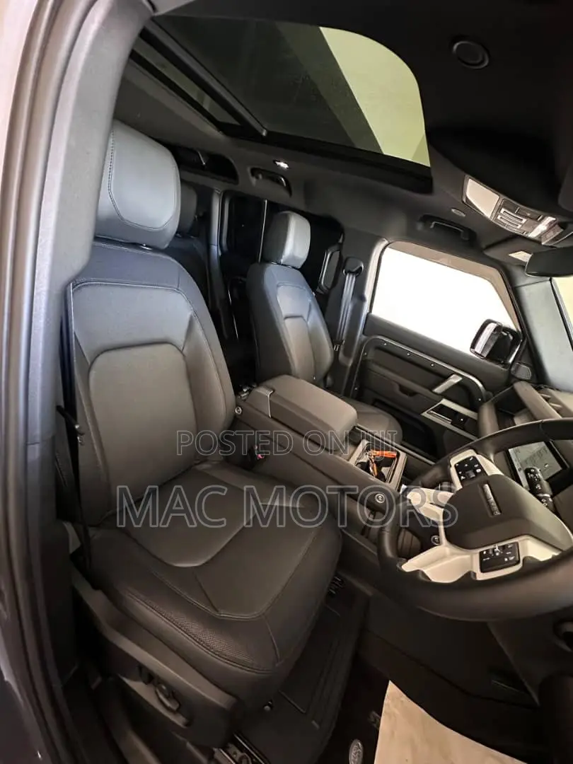 New Land Rover Defender 2024 Gray