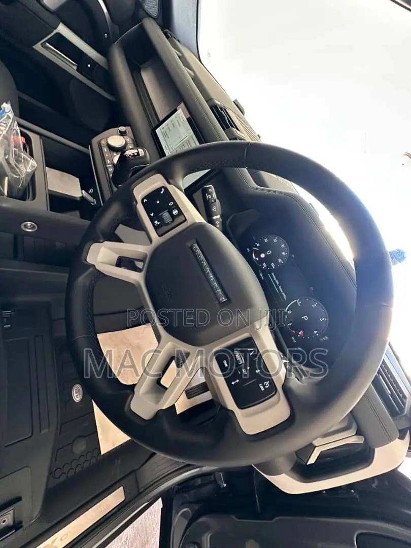 New Land Rover Defender 2024 Gray