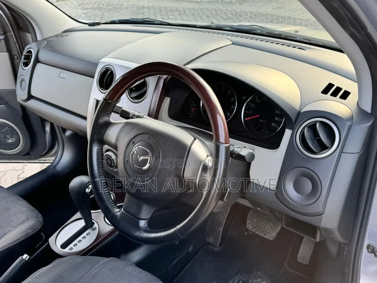 Mazda Verisa 2008 Gray