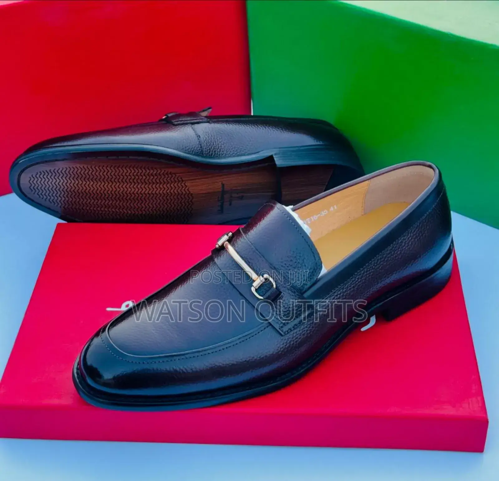 Viatu Vipya Vya Ngozi Vya Salvatore Ferragamo