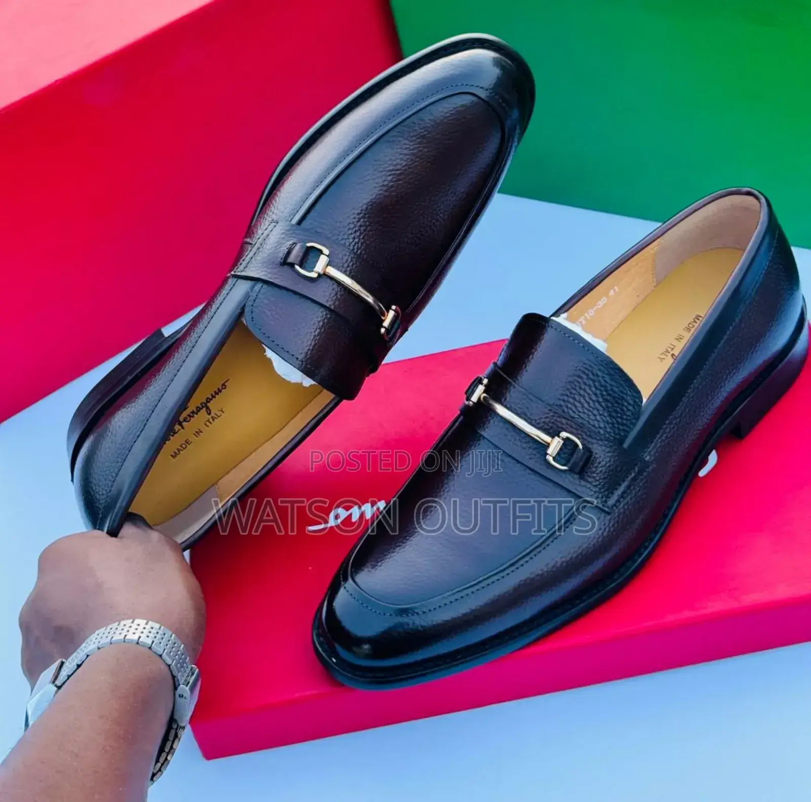 Viatu Vipya Vya Ngozi Vya Salvatore Ferragamo