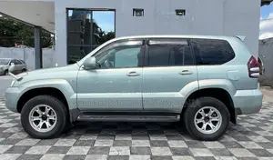 Toyota Land Cruiser Prado 2002 Green