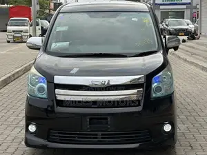 Toyota Noah 2008 Black