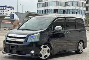 Toyota Noah 2008 Black