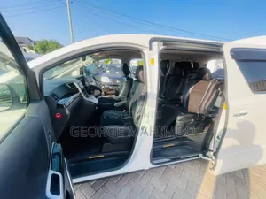 Toyota Vellfire 2012 White