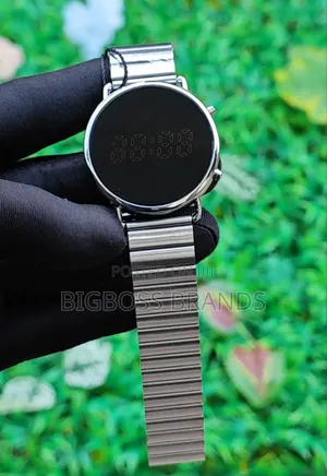 Fusili Round Shape Watch