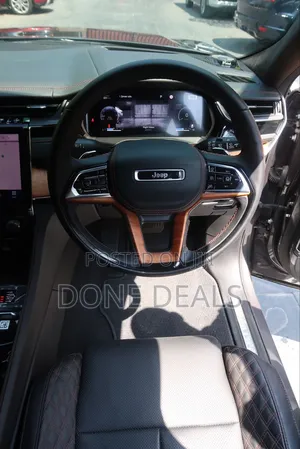 Jeep Grand Cherokee 2023 Gray