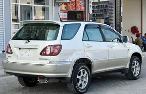 Toyota Harrier 2001 White