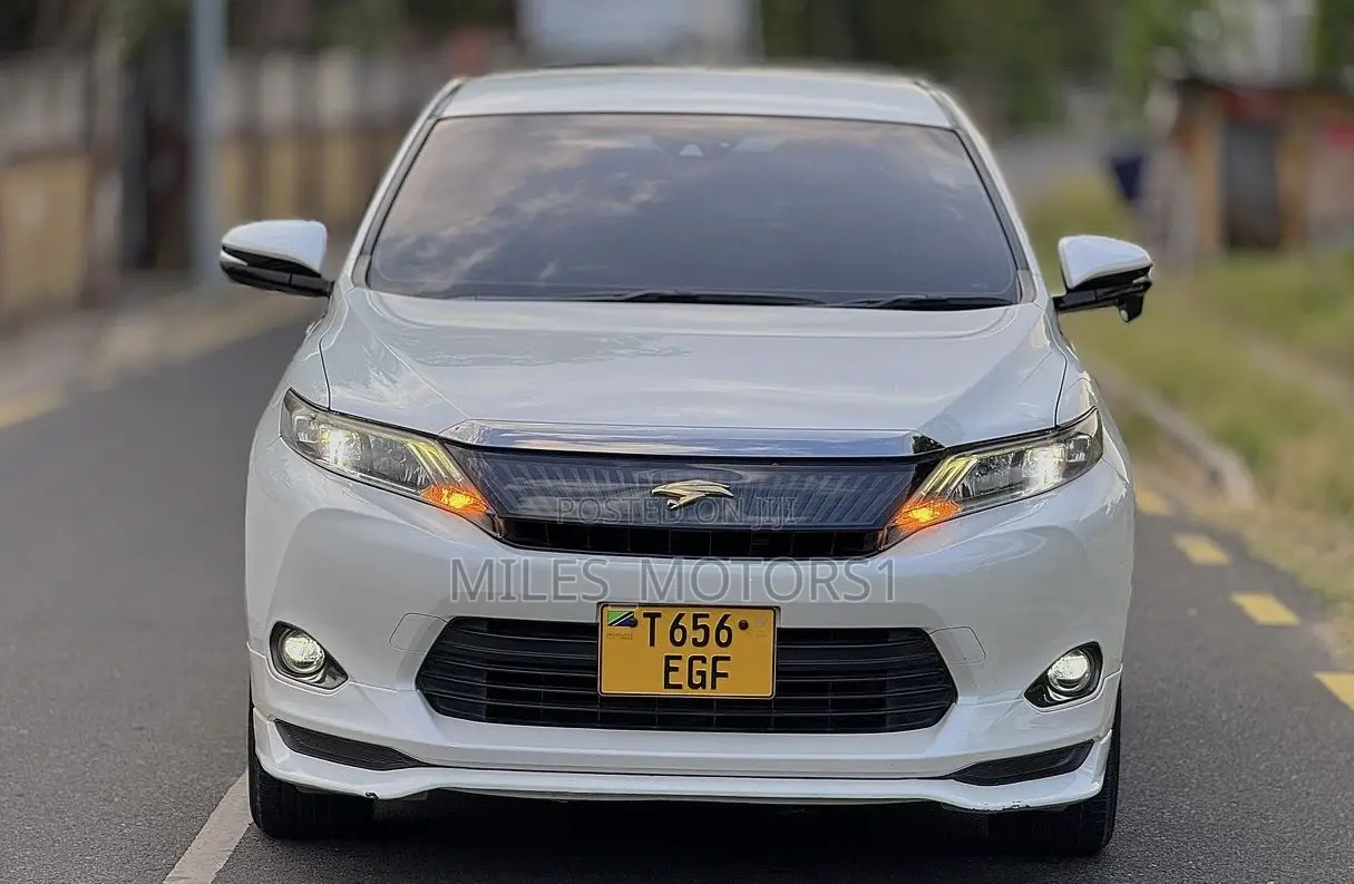 Toyota Harrier 2015 White