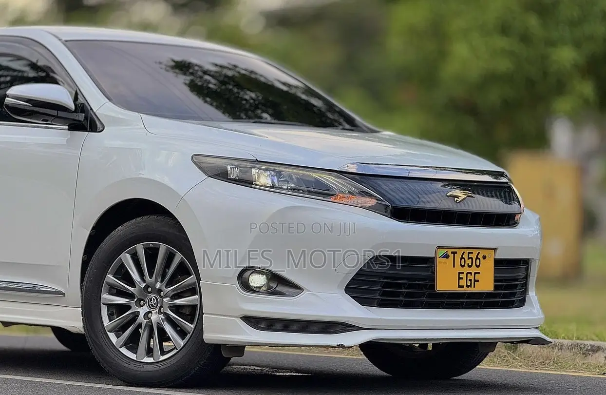Toyota Harrier 2015 White