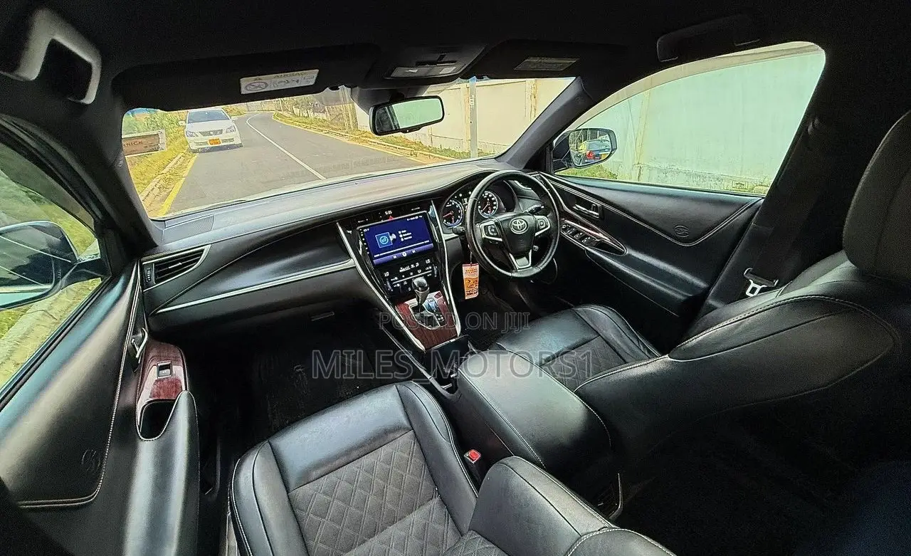Toyota Harrier 2015 White