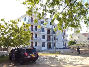 3bdrm Apartment in Dalalipapaatzseven, Kinondoni for rent