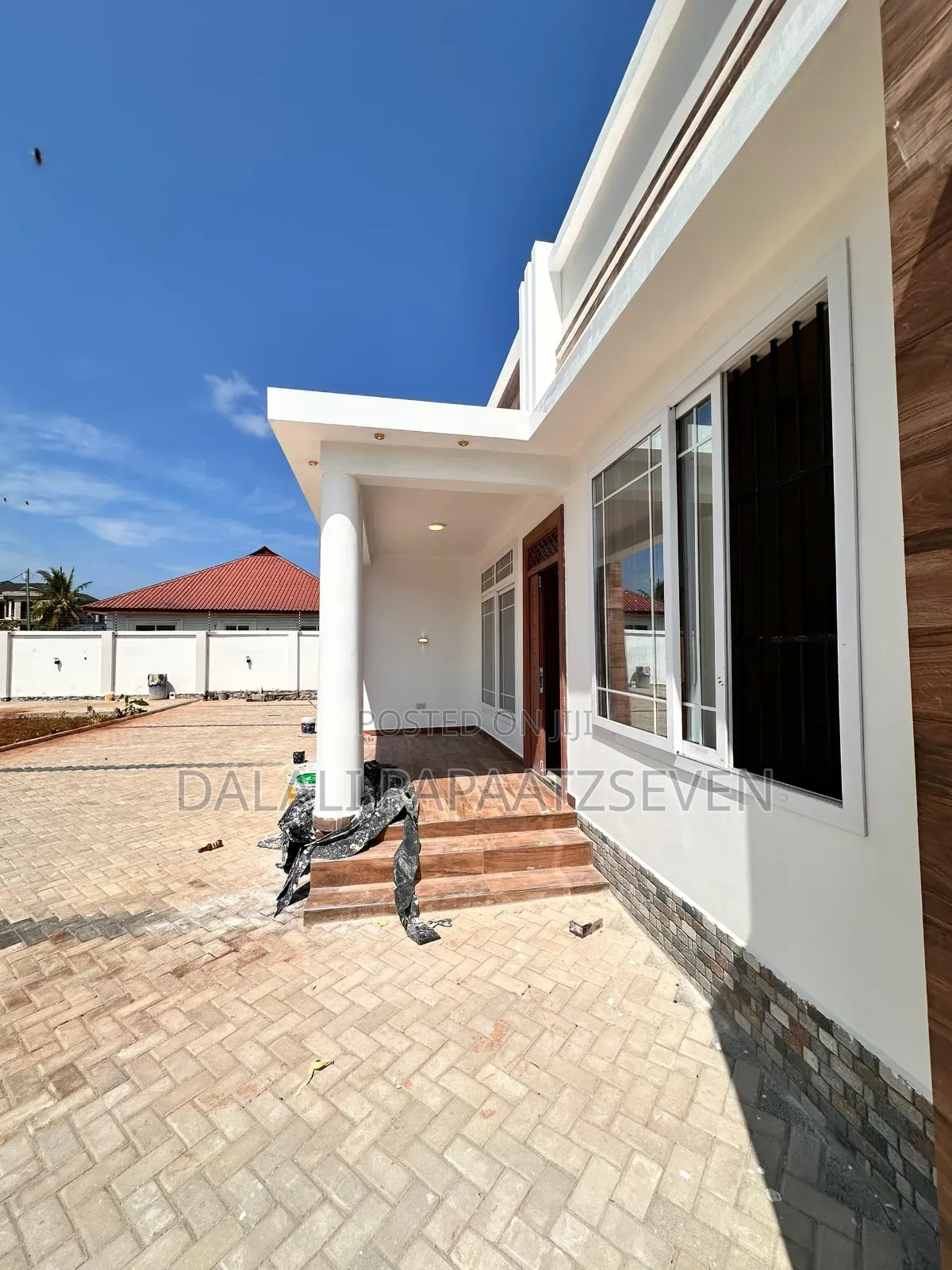 3bdrm Apartment in Dalalipapaatzseven, Mbweni for rent
