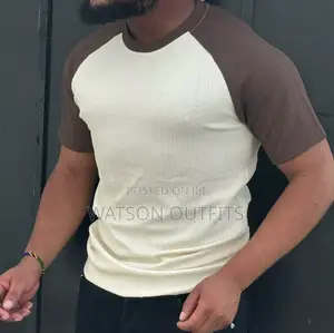 T-Shirts Za Ubora Na Mpya Kabisa