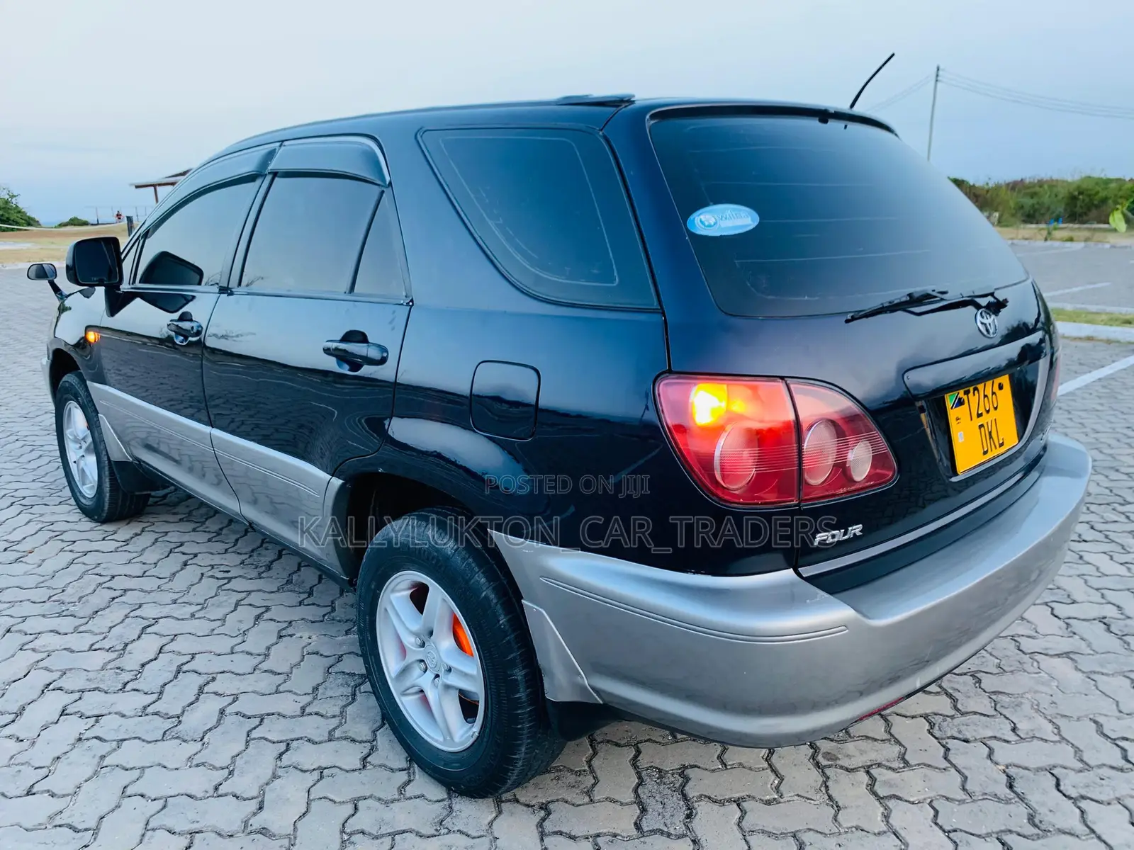 Toyota Harrier 2005 Black