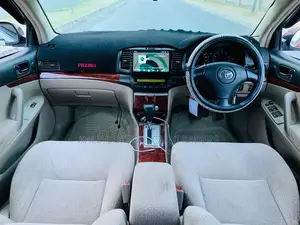 Toyota Premio 2008 Silver