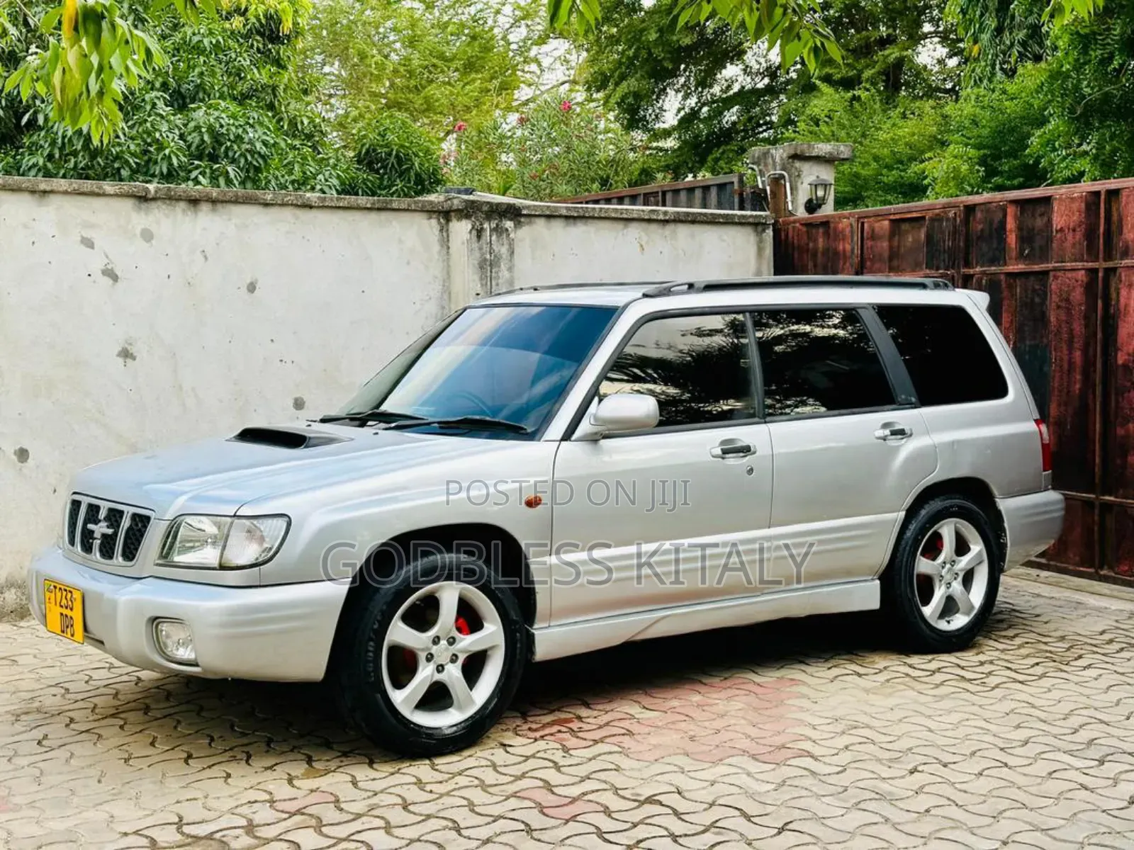 Subaru Forester Automatic 2001 Silver