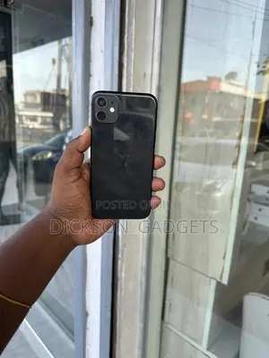 Apple iPhone 11 64 GB Black