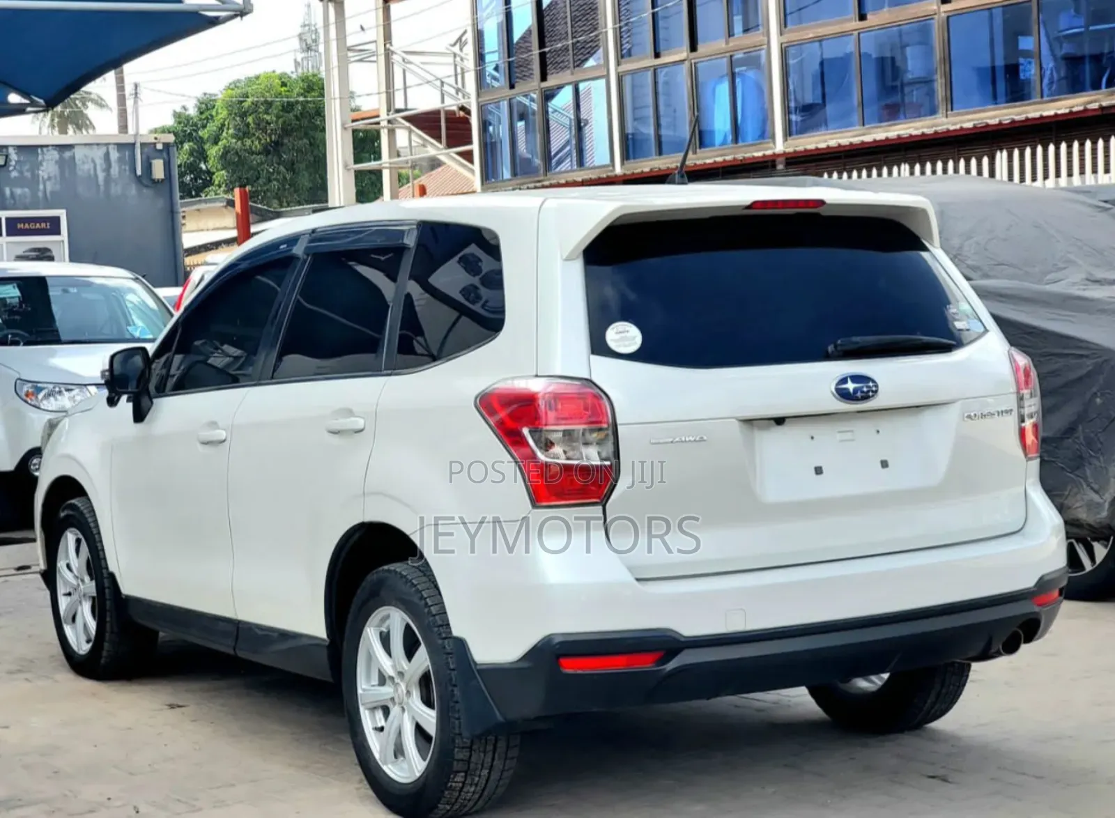 Subaru Forester 2013 Pearl