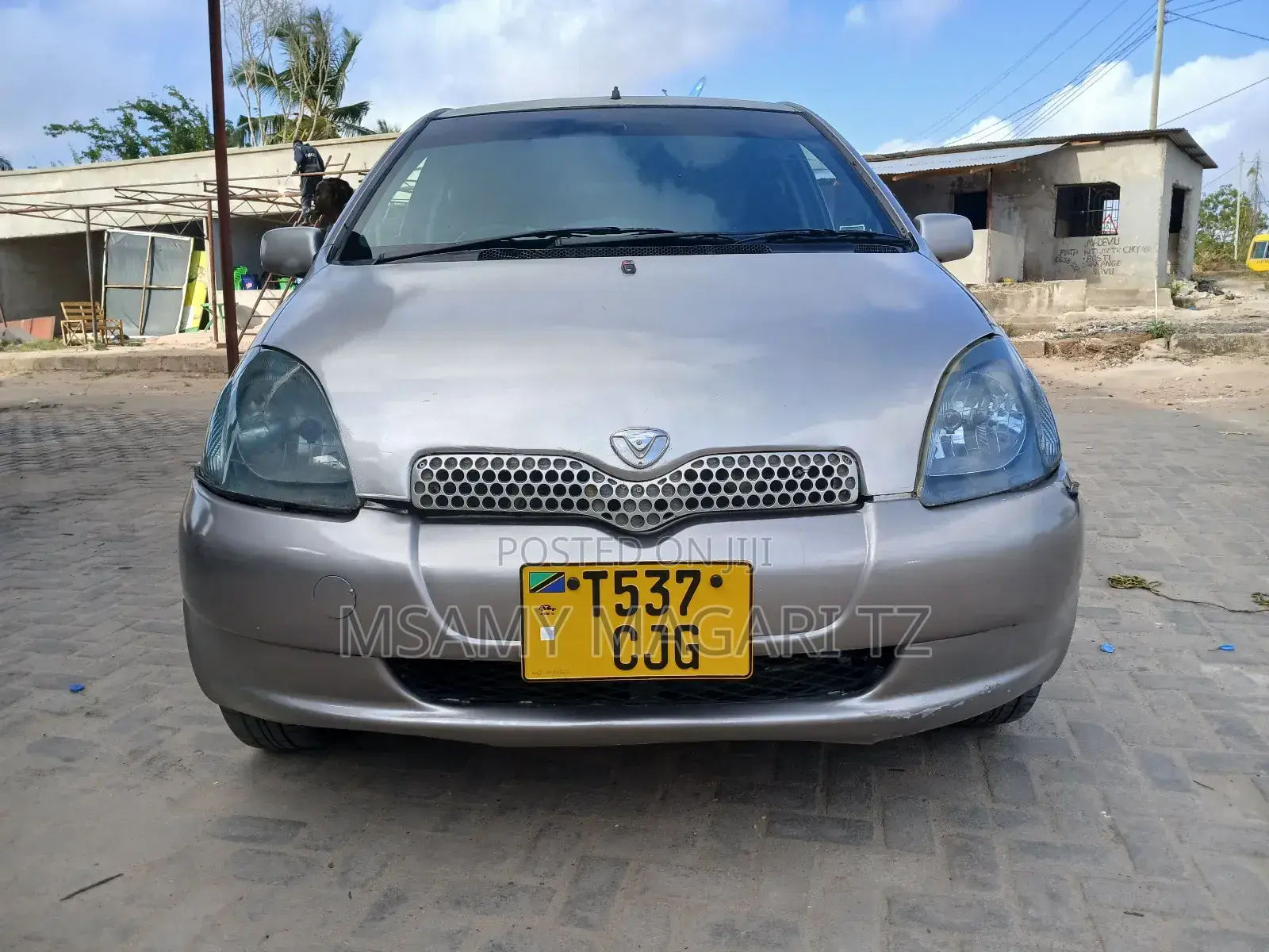 Toyota Vitz 1.0 FWD 5dr 2001 Silver