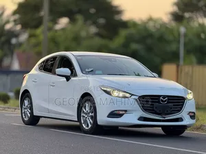 Mazda Axela 2017 White