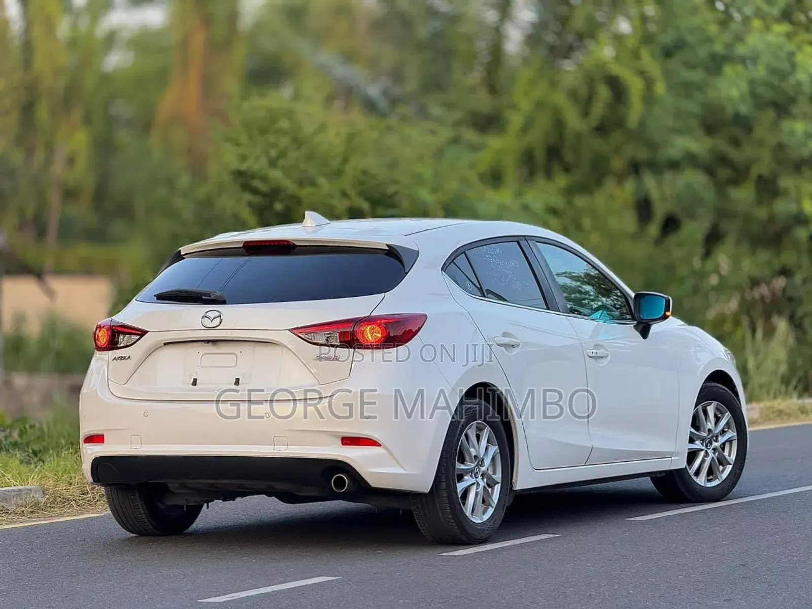 Mazda Axela 2017 White