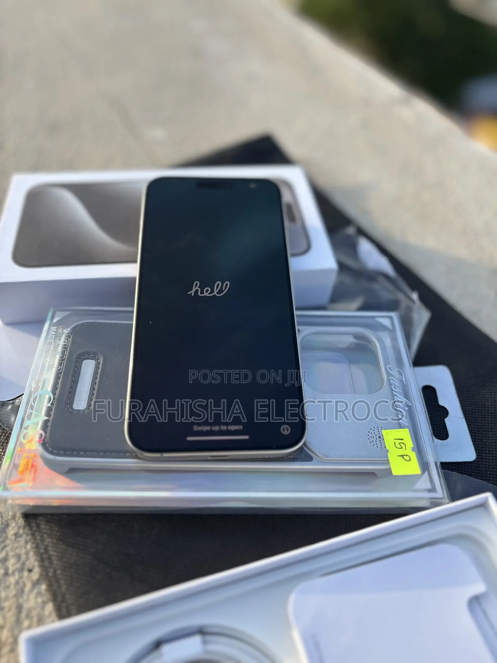 New Apple iPhone 15 Pro Max 256 GB Silver