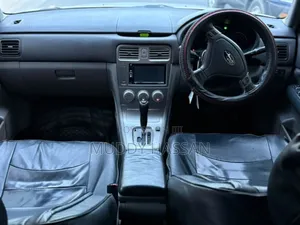 Subaru Forester 2004 Silver