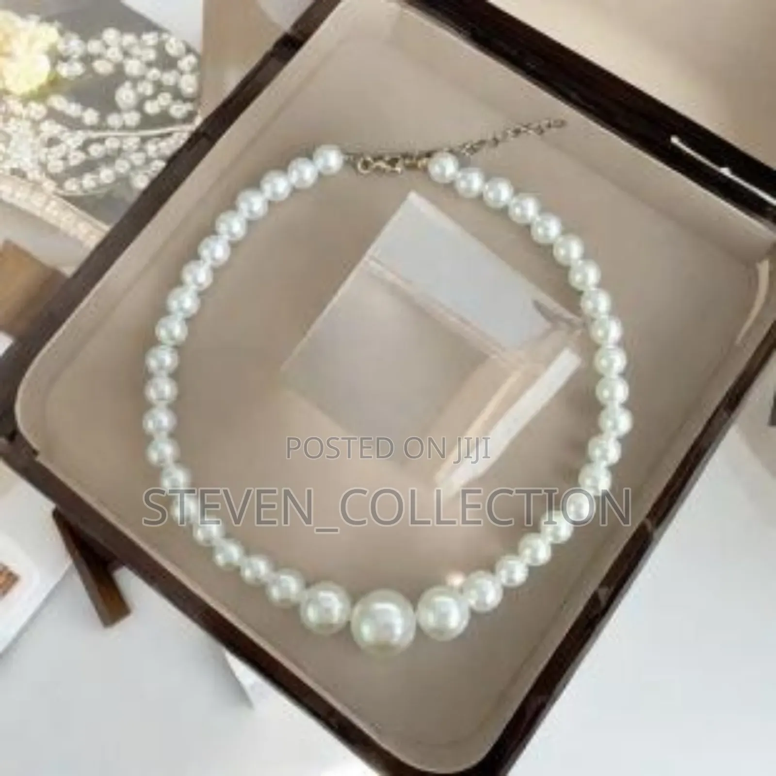 Women's Necklaces