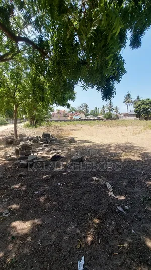 Plot 2in1 at Mbez Beach