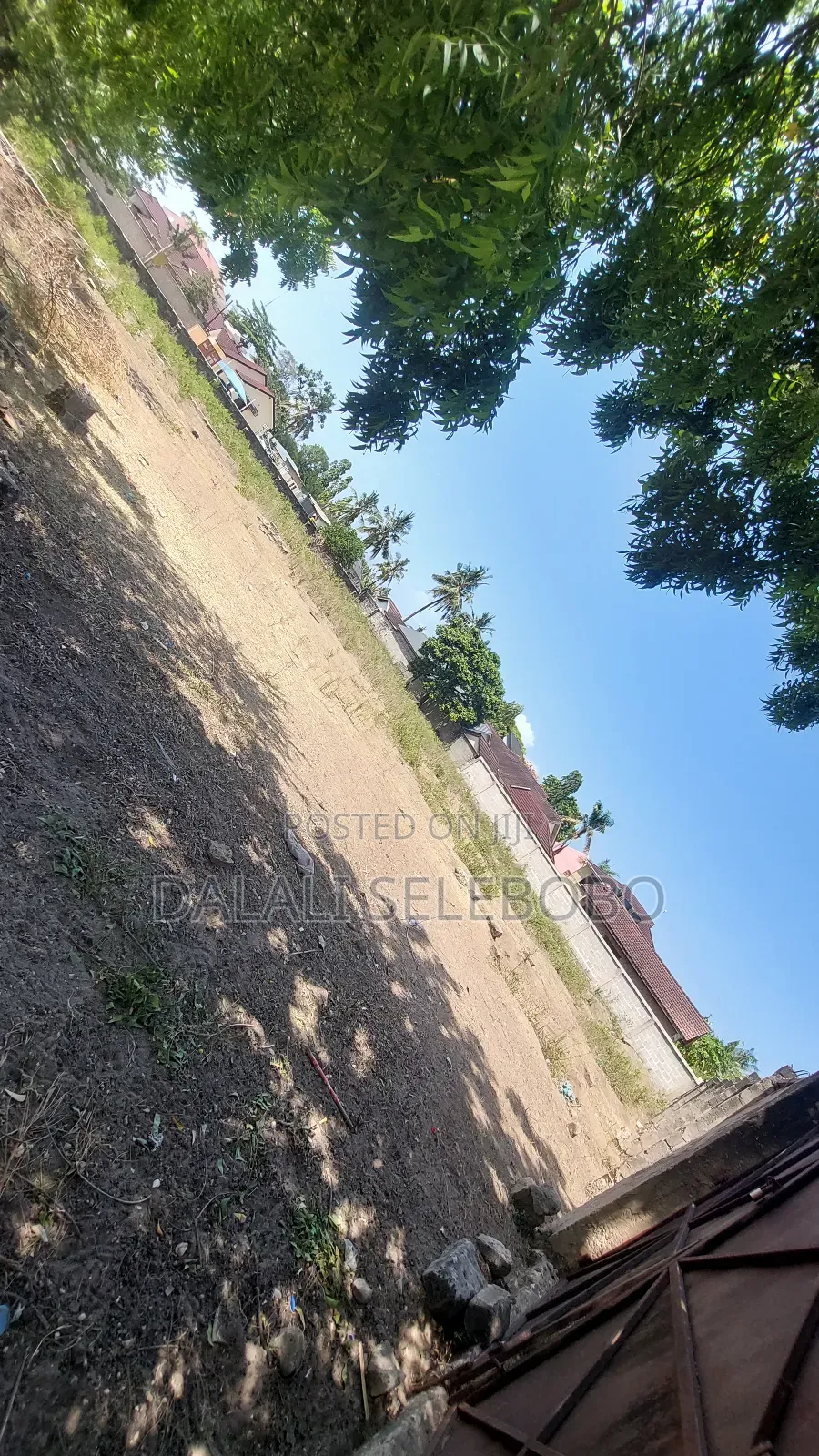 Plot 2in1 at Mbez Beach